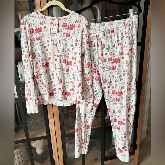 Roller Rabbit Christmas Village Pajama Set - Picture 2 of 8